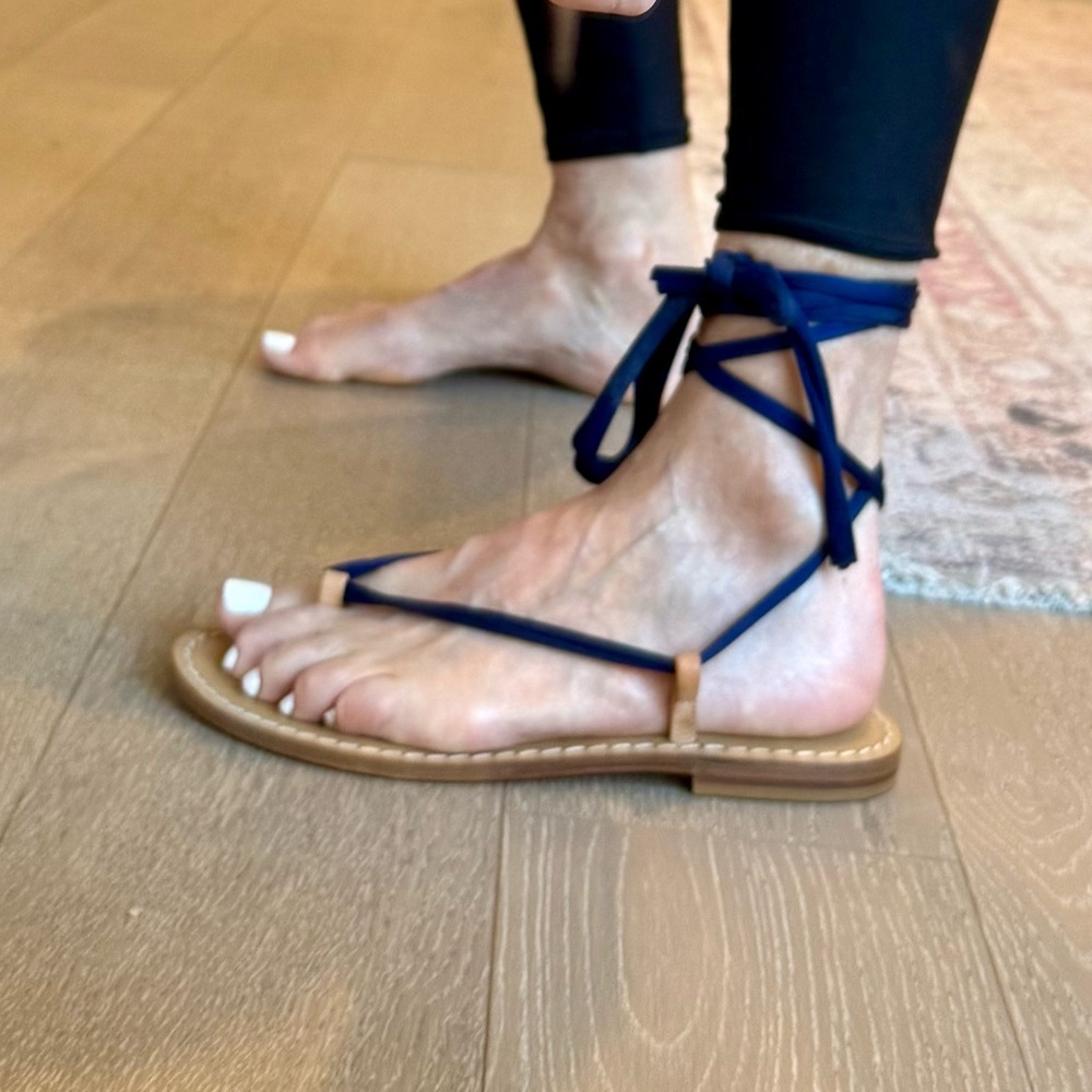 Strappy Sandals with different color straps that you can switch bought in Italy